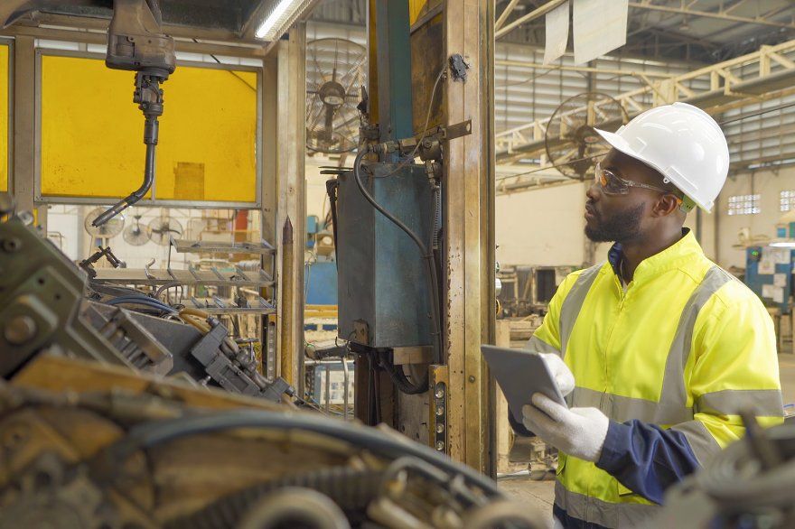 GeoAurum site — equipment and team